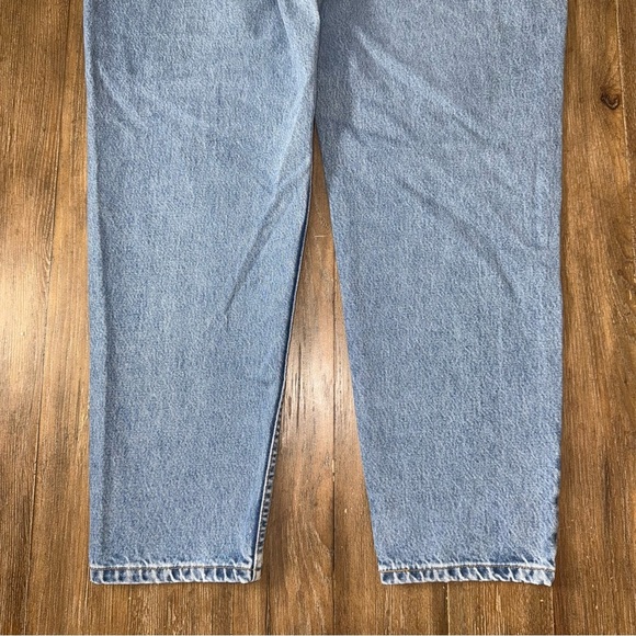 Vintage Levi's 512 Slim Taper Made In The USA Womens Lightwash Jeans Size 18 S - Picture 13 of 13